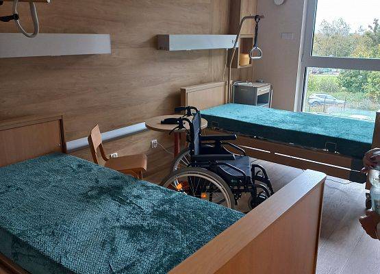 Grafika 12: Konferencja "Opieka wytchnieniowa jako forma wsparcia opiekunów rodzinnych - realia i wyzwania"