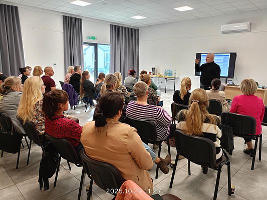 Dwudniowe szkolenie poświęcone przeciwdziałaniu przemocy domowej grafika